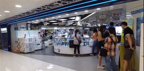 上水自由行斷流，代購(gòu)風(fēng)光不再，內(nèi)地電商逆勢(shì)成電子產(chǎn)品銷售新陣地